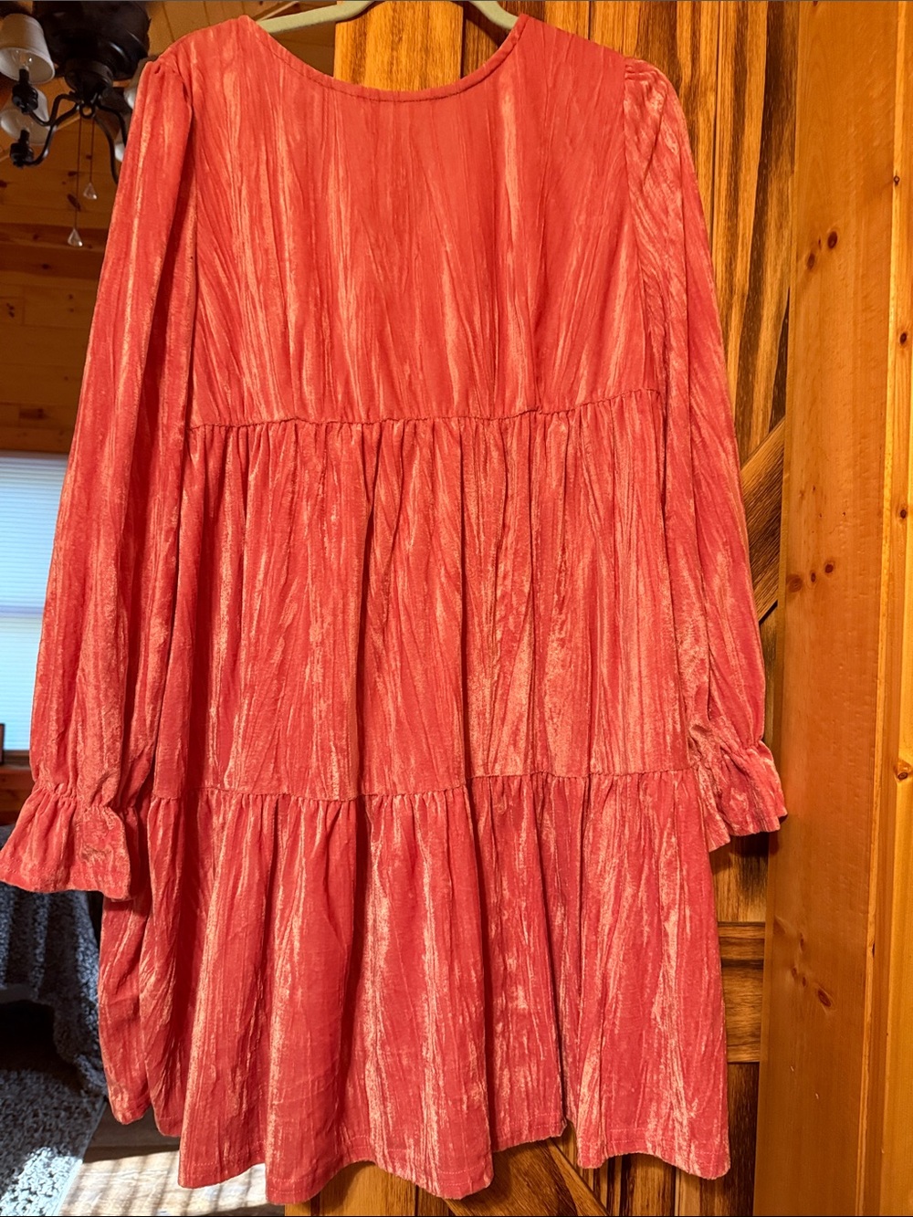 Elegant pink Tiered Long-Sleeve Dress with Ruffle Cuffs